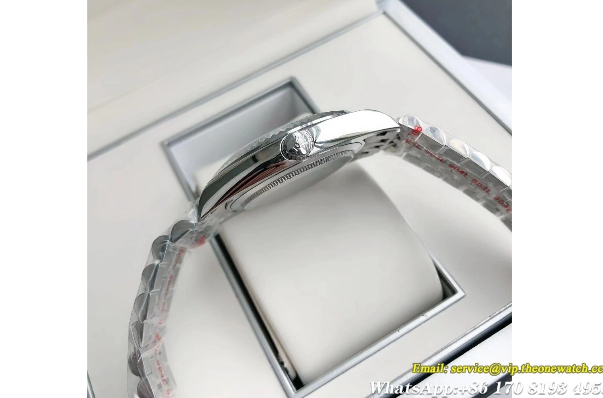 Blue Flt GDF Textured Datejust Jub 41mm MY8215 SS SS 126334 0226